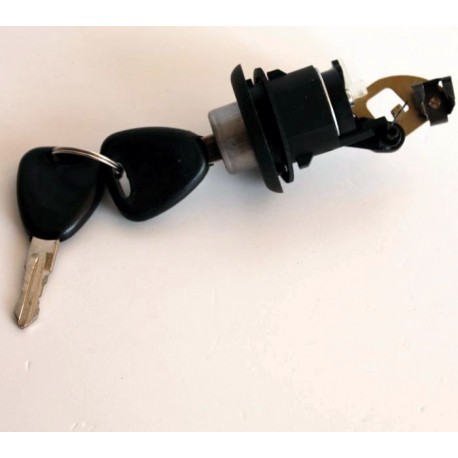 Yala portbagaj Dacia Logan 2008-2012